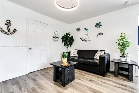 4300 SW 28th Street West Park FL 33023