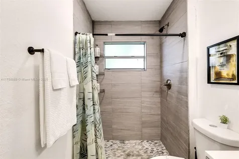 4300 SW 28th Street West Park FL 33023