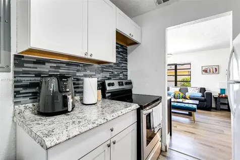 4300 SW 28th Street West Park FL 33023