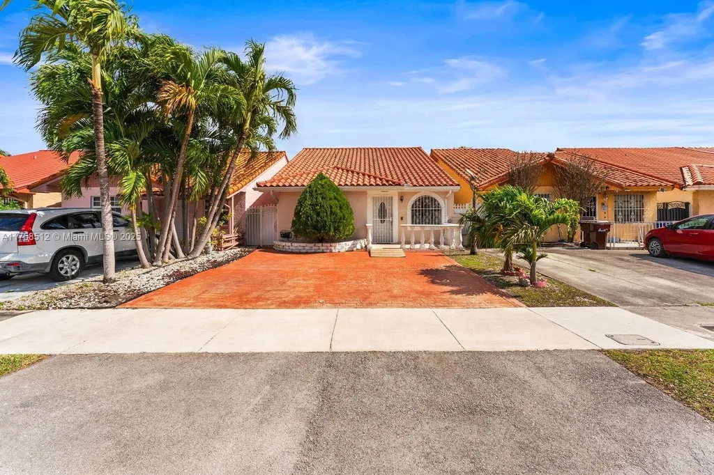 5871 W 21st Court Hialeah FL 33016