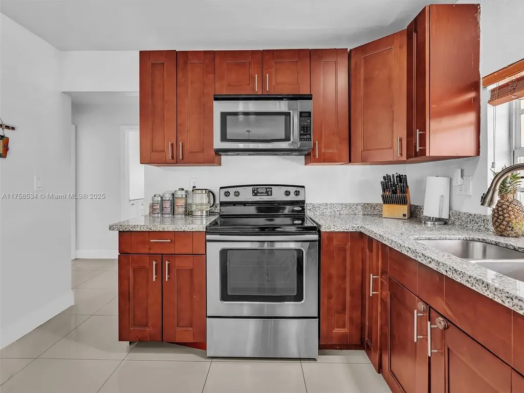 4401 Johnson Street Hollywood FL 33021