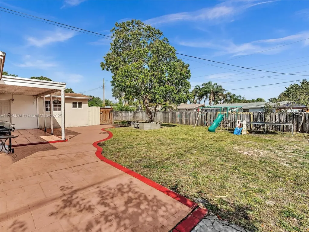 4401 Johnson Street Hollywood FL 33021