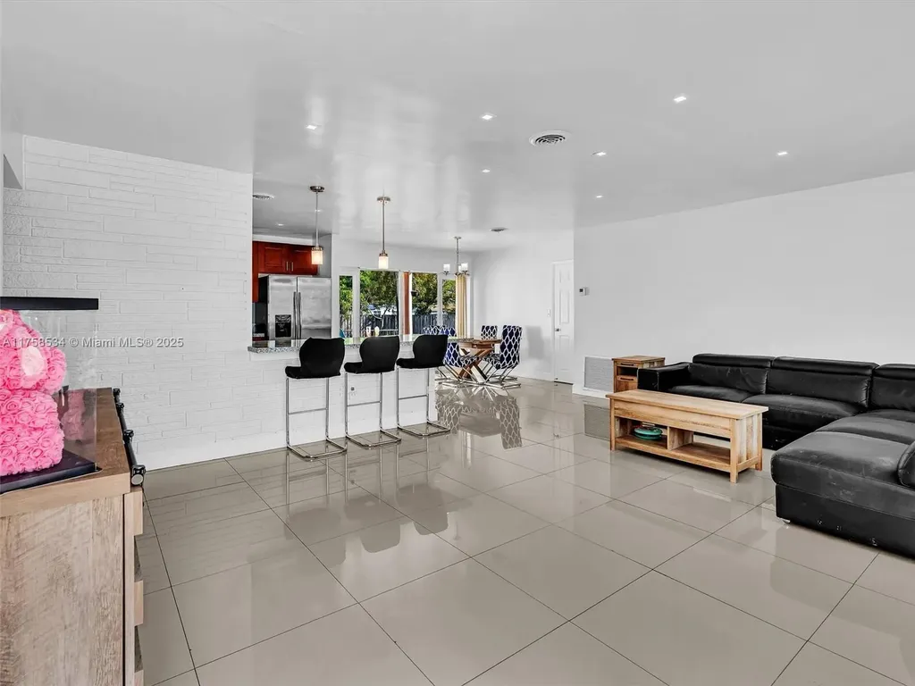 4401 Johnson Street Hollywood FL 33021