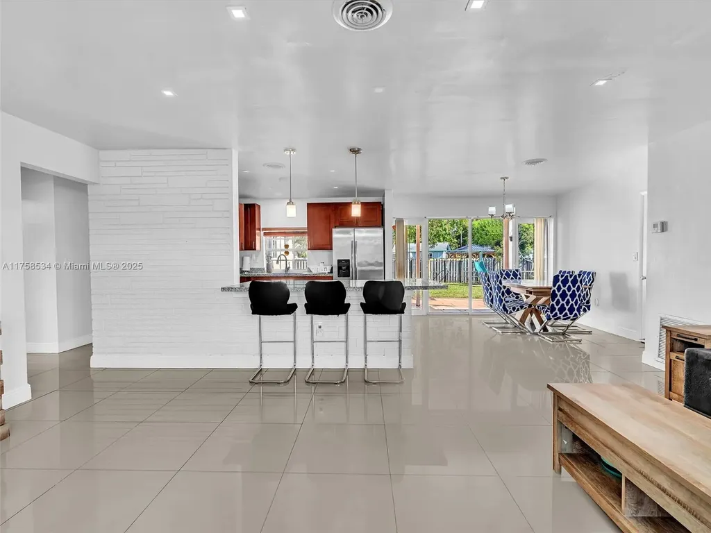 4401 Johnson Street Hollywood FL 33021