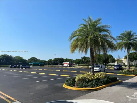 1011 Ellesmere A Deerfield Beach FL 33442
