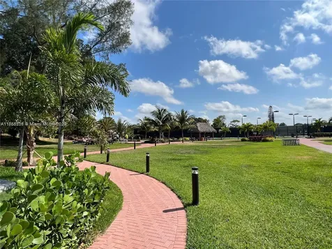 1011 Ellesmere A Deerfield Beach FL 33442