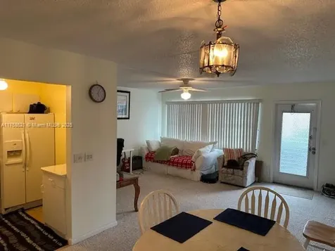 1011 Ellesmere A Deerfield Beach FL 33442
