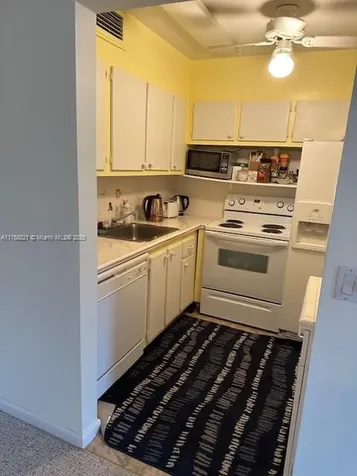 1011 Ellesmere A Deerfield Beach FL 33442
