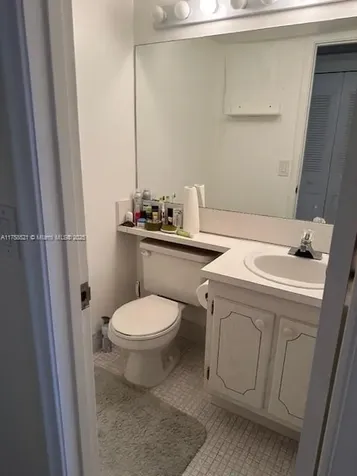 1011 Ellesmere A Deerfield Beach FL 33442