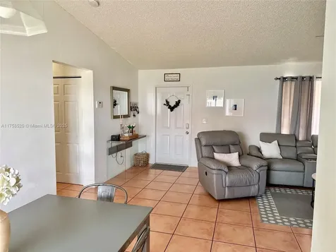 13065 SW 263rd Terrace Homestead FL 33032