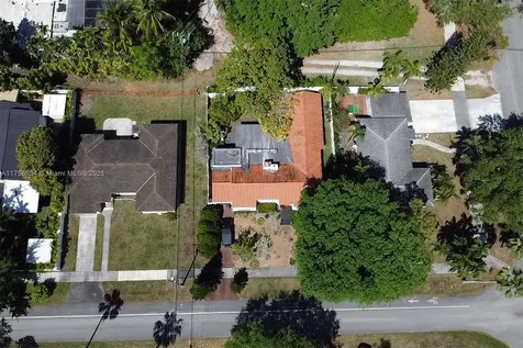 551 Morningside Drive Miami Springs FL 33166