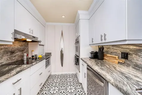 551 Morningside Drive Miami Springs FL 33166