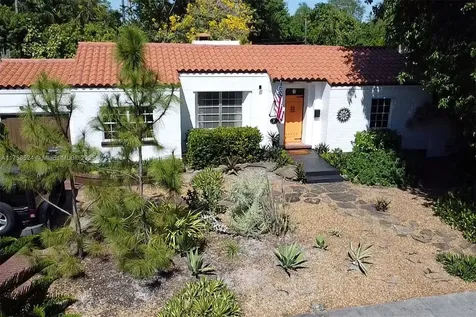 551 Morningside Drive Miami Springs FL 33166