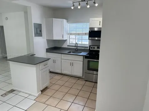 1443 NW 32nd Street Miami FL 33142