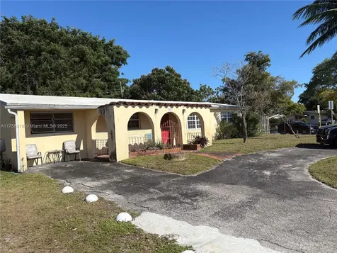 3017 Bahama Drive Miramar FL 33023