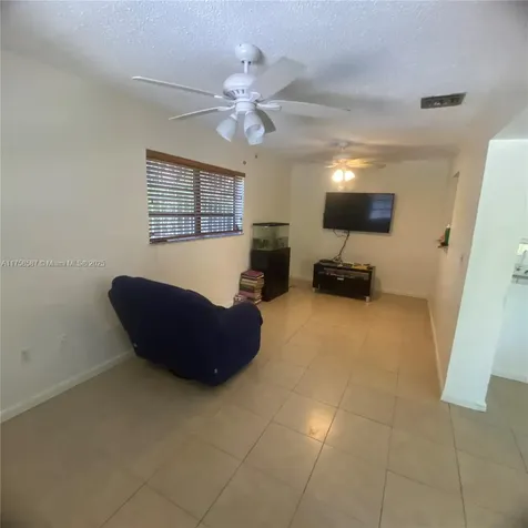 7435 SW 34th Terrace Miami FL 33155
