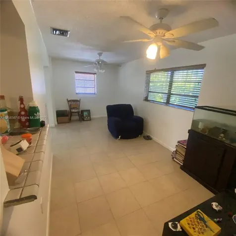 7435 SW 34th Terrace Miami FL 33155
