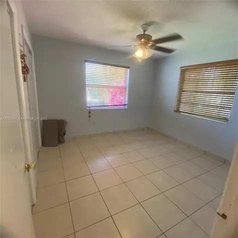 7435 SW 34th Terrace Miami FL 33155