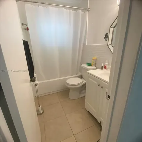 7435 SW 34th Terrace Miami FL 33155