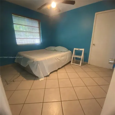 7435 SW 34th Terrace Miami FL 33155