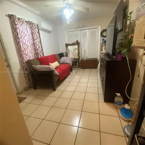 7435 SW 34th Terrace Miami FL 33155