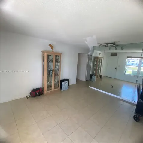 7435 SW 34th Terrace Miami FL 33155