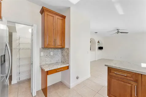 5220 SW 139th Terrace Miramar FL 33027