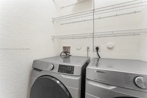 5220 SW 139th Terrace Miramar FL 33027