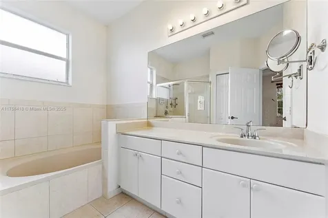 5220 SW 139th Terrace Miramar FL 33027