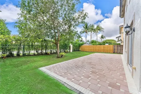 5220 SW 139th Terrace Miramar FL 33027