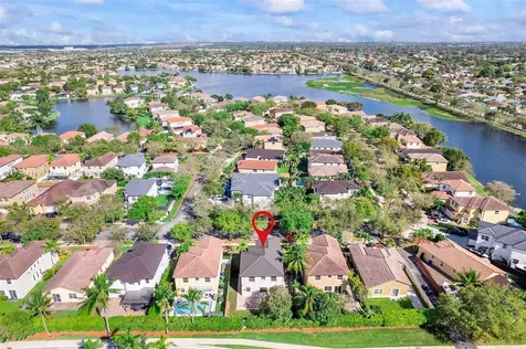 5220 SW 139th Terrace Miramar FL 33027