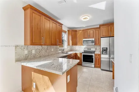 5220 SW 139th Terrace Miramar FL 33027