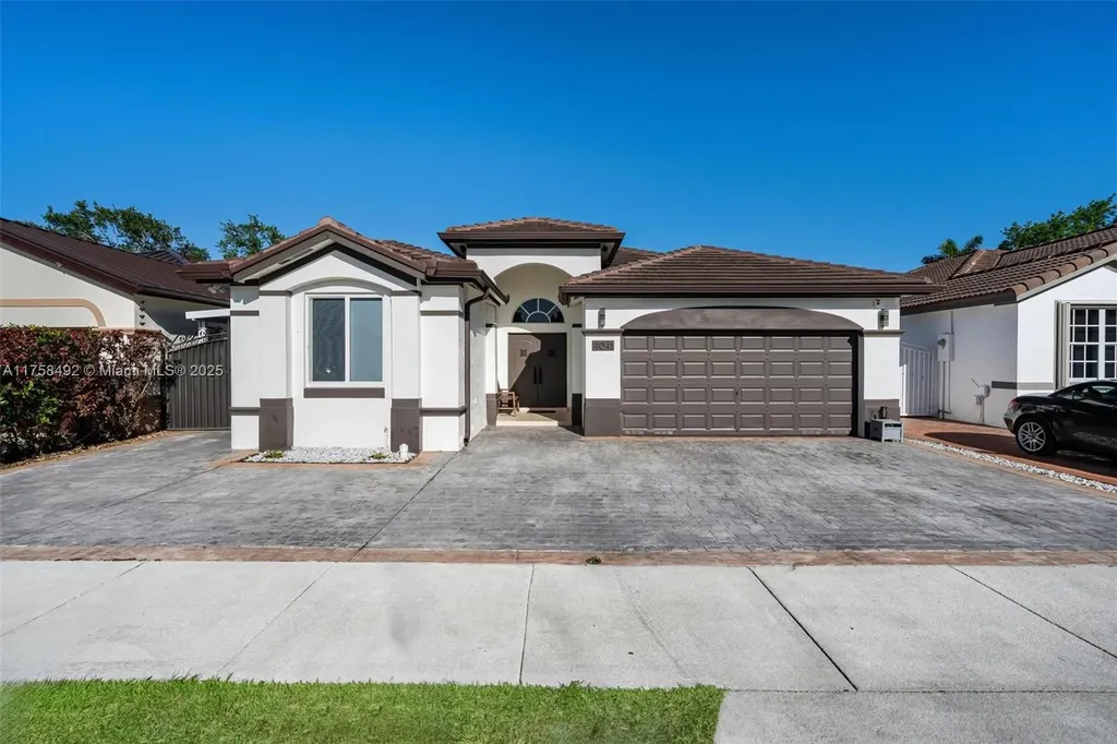 4041 SW 154th Court Miami FL 33185