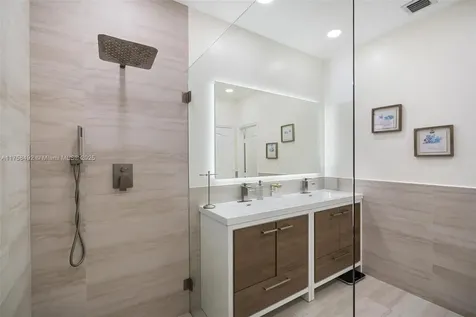 4041 SW 154th Court Miami FL 33185