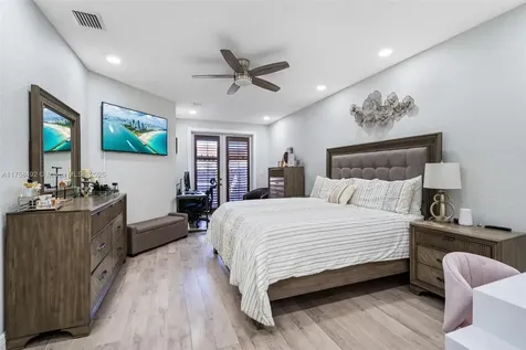 4041 SW 154th Court Miami FL 33185