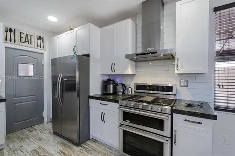 4041 SW 154th Court Miami FL 33185