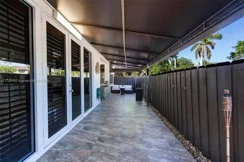 4041 SW 154th Court Miami FL 33185