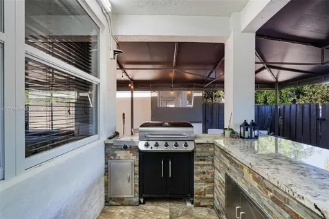 4041 SW 154th Court Miami FL 33185
