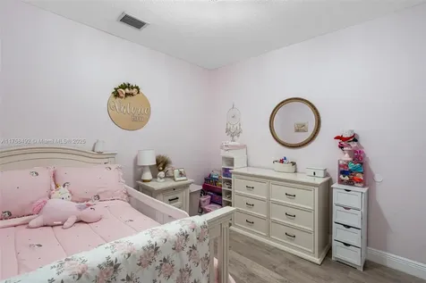 4041 SW 154th Court Miami FL 33185