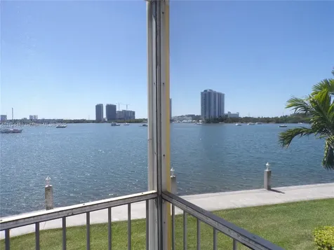3000 Marcos Drive Aventura FL 33160