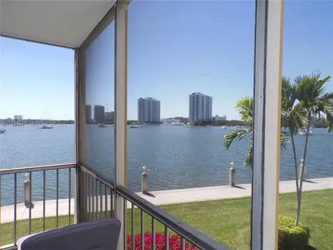 3000 Marcos Drive Aventura FL 33160