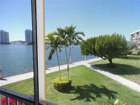 3000 Marcos Drive Aventura FL 33160