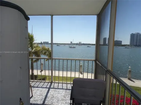 3000 Marcos Drive Aventura FL 33160