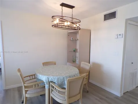 3000 Marcos Drive Aventura FL 33160