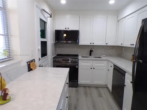 3000 Marcos Drive Aventura FL 33160