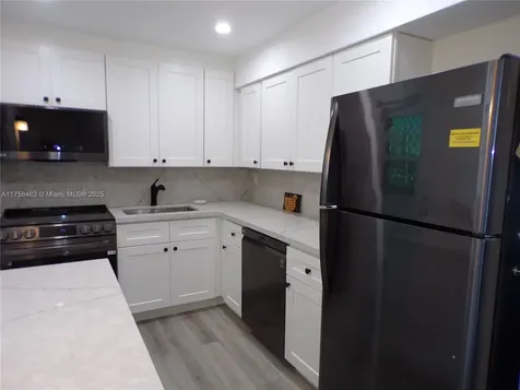 3000 Marcos Drive Aventura FL 33160