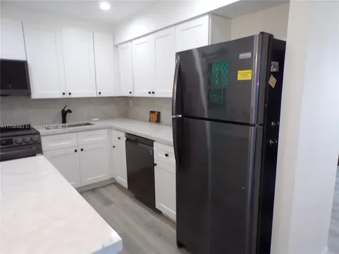 3000 Marcos Drive Aventura FL 33160