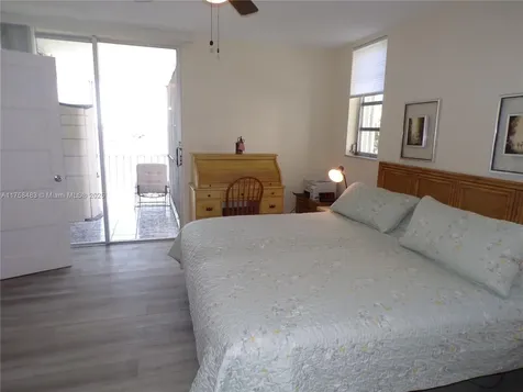 3000 Marcos Drive Aventura FL 33160