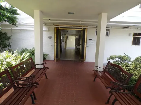 3000 Marcos Drive Aventura FL 33160