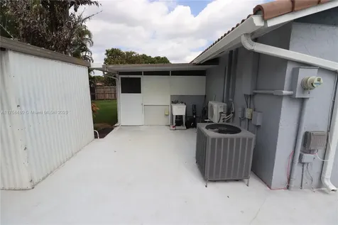 5250 SW 133rd Avenue Miami FL 33175